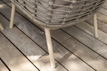 Puglia Saba low dining tuinset 130ØxH69 cm 5 delig latte, Ophalen of Verzenden, Nieuw