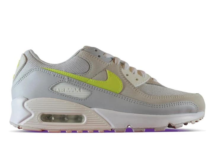 Nike Air Max 90 Lemon Venom • 44, Kleding | Dames, Schoenen, Sneakers of Gympen, Ophalen of Verzenden