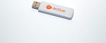EA Sports Active 2 Personal Trainer USB Receiver, Spelcomputers en Games, Spelcomputers | Nintendo Wii, Ophalen of Verzenden, Zo goed als nieuw