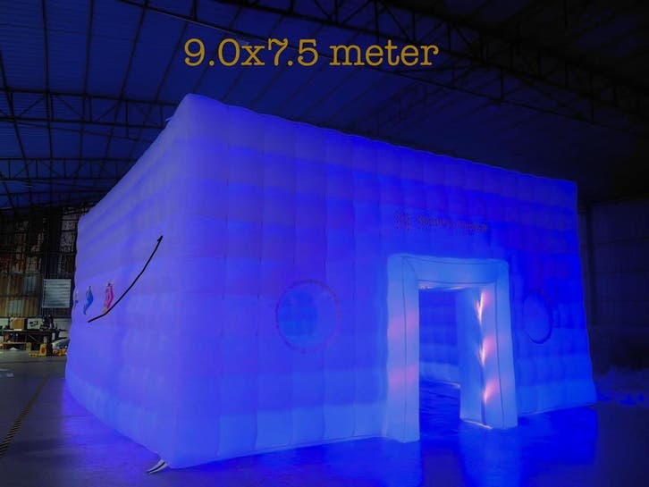 Nachtclub huren van 12 tm 81m2 incl LED en blower, Hobby en Vrije tijd, Feestartikelen | Verhuur, Nieuw