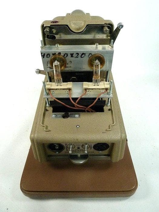 Viewmaster Stereomatic 500 3D projector - HALOGEEN conversie, Verzamelen, Fotografica en Filmapparatuur