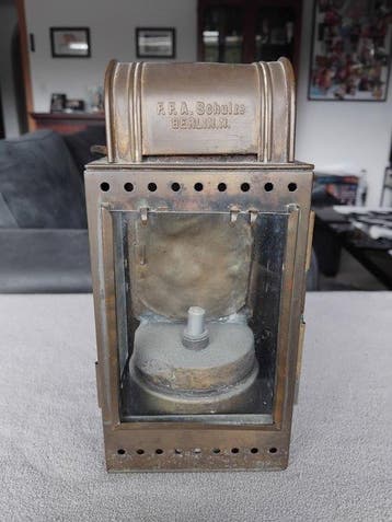 F.F.A. Schulze Berlin.N - Lamp - onbekend - Messing, Metaal