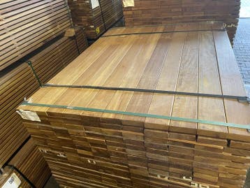 Ca. 63x Guyana Ipé Planken Geschaafd, 25x90mm, lengte 100, Watersport en Boten, Roeiboten, Nieuw