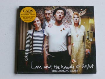 Lars and the hands of light - The looking glass, Ophalen of Verzenden, Zo goed als nieuw