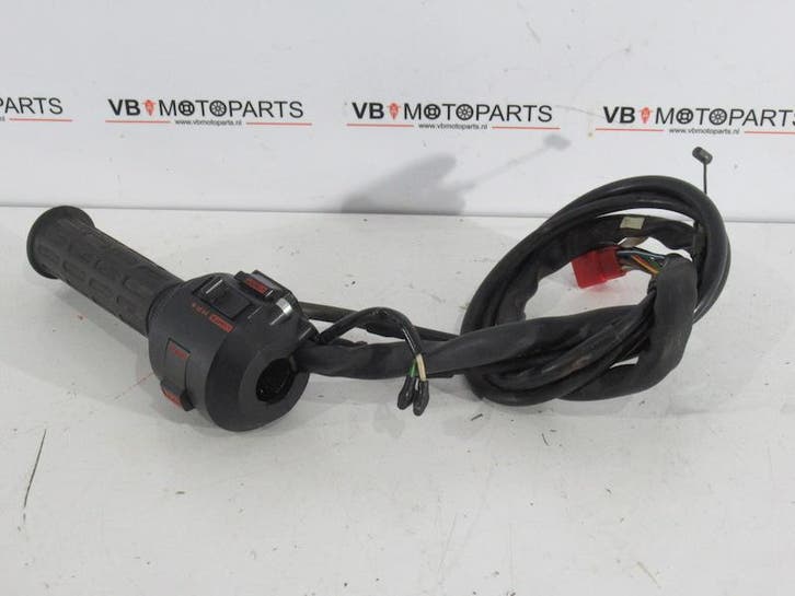 Honda VF 750 F Gashendel, Motoren, Onderdelen | Honda, Ophalen of Verzenden