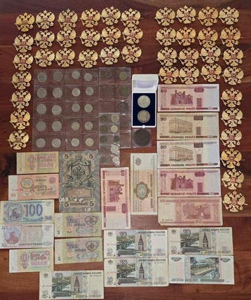 Rusland, Rusland. Collection of coins and banknotes incl.