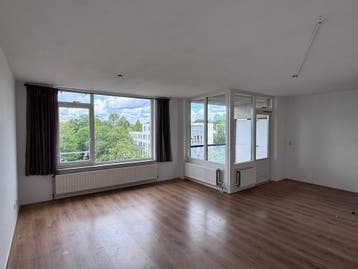 Te huur: Appartement Aartsbisschop Romerostraat in Utrecht, Huizen en Kamers, Utrecht, Appartement, Utrecht