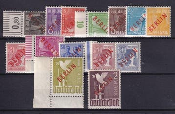 Berlijn 1949 - Opdrukuitgifte in rood.Gekeurd: Schlegel BPP, Gestempeld