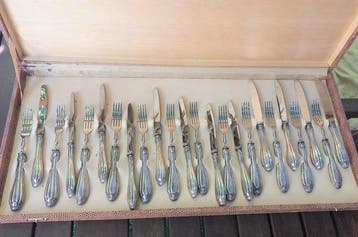 Solingen - Bestekset (24) - .800 zilver - Dessertbestekset