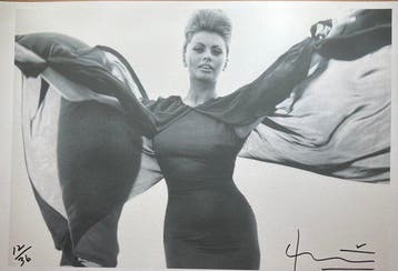 Bert Stern (1929–2013) - Bert Stern Signed Famous Sophia