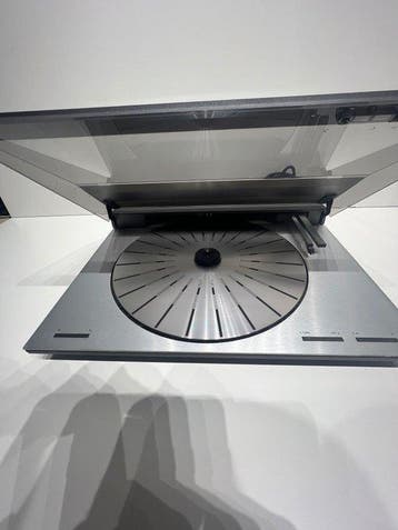 Bang & Olufsen - Beogram 3300 met mmc4 Platenspeler, Nieuw