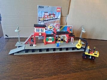 Lego Set - City - Gare ferroviaire 7824 et pneumatic crane, Nieuw