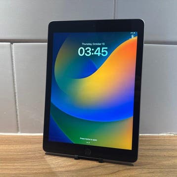 Apple iPad (5th Generation) 128GB Wifi - Mobiele telefoon, Nieuw