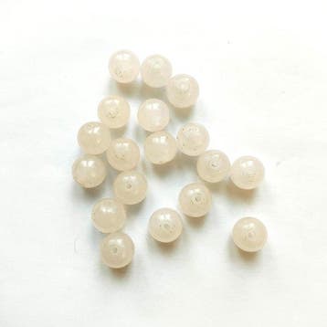 Oud-Birmaans harde steen (Witte Jade?) Bolvormige kralen
