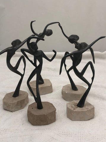 sconosciuto - Figuur - Danzatrici (5) - Zinklegering, Marmer
