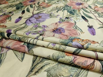 Viscose satijn E 361 Maat 7x1,50 m - Textiel - 700 cm - 150