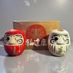Decoratief ornament - Daruma-pop Sakéfles-set