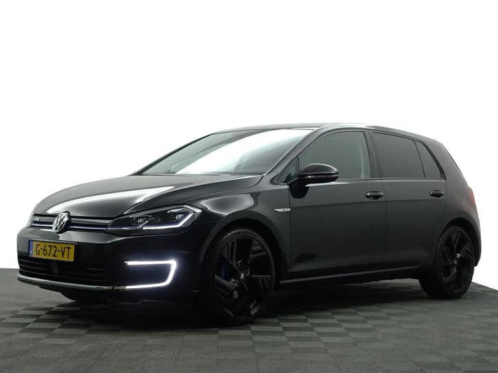 Volkswagen e-Golf | Zakelijke Lease v.a. €235.69 pm, Auto's, Volkswagen, Lease, Automaat, Hatchback, Financial lease, Golf, Elektrisch