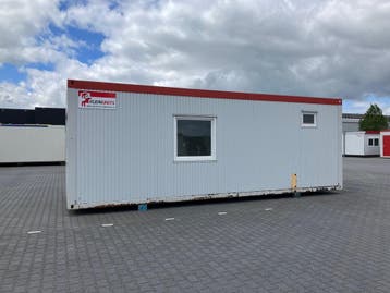 Kantoorunit met keuken en toilet – 8 x 3 meter – gebruikt