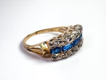 Ring - 18 karaat Geel goud, Witgoud - 0.35ct. tw. Saffier, Nieuw