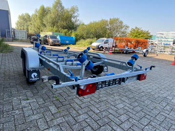 Nieuwe boottrailer Vlemmix geremd vanaf € 3085,- incl. btw !, Watersport en Boten, Ophalen, 1500 tot 3000 kg, 6 tot 9 meter, Dubbelassig (tandemas)