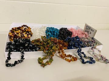 Ca. 100x Armbanden split assorti, divers, Nieuw