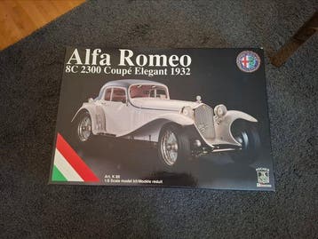 Pocher, Rivarossi 1:8 - Model coupé - Alfa Romeo 8C 2300, Hobby en Vrije tijd, Modelauto's | 1:5 tot 1:12, Nieuw