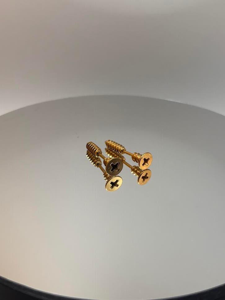 Schroeven Studs Draaiknop Oorbellen - Goudkleurig, Sieraden, Tassen en Uiterlijk, Oorbellen, Knopjes of Stekers, Goud, Nieuw, Overige materialen