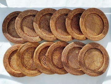 Onderbord - Rattan - Twaalf grote rattan/rotan onderborden