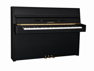 Yamaha C110 (2004), Muziek en Instrumenten, Verzenden, Zo goed als nieuw, Zwart