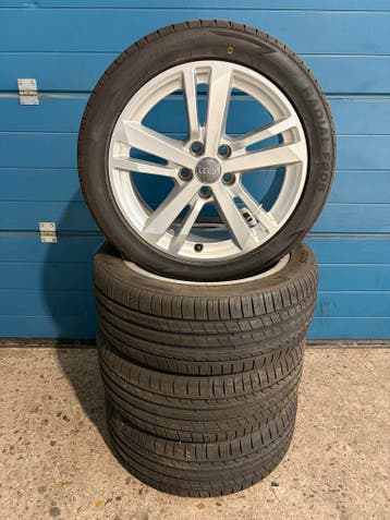Originele Audi A3 - 17 inch zomerset met nieuwe banden, Auto-onderdelen, Banden en Velgen, Ophalen, Banden en Velgen, Nieuw, 17 inch