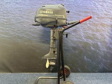 “ Yamaha 4 pk | Buitenboordmotor | Kortstaart |Nieuwstaat! “, Minder dan 5 pk, Viertaktmotor, Ophalen of Verzenden, Zo goed als nieuw