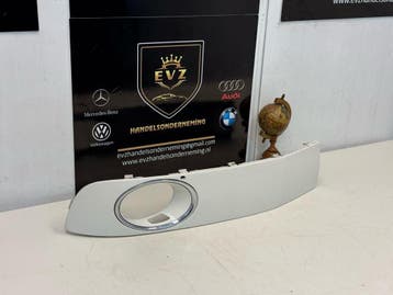 VW Transporter T5 Bumperdeel links voor bj.2014 7E5807489E, Gebruikt, Voor, Volkswagen, Bumper
