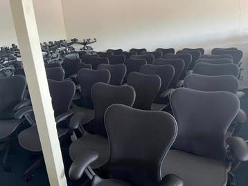Grote Voorraad Herman Miller Bureaustoelen, Huis en Inrichting, Bureaustoelen, Overige kleuren, Verzenden, Zo goed als nieuw, Bureaustoel