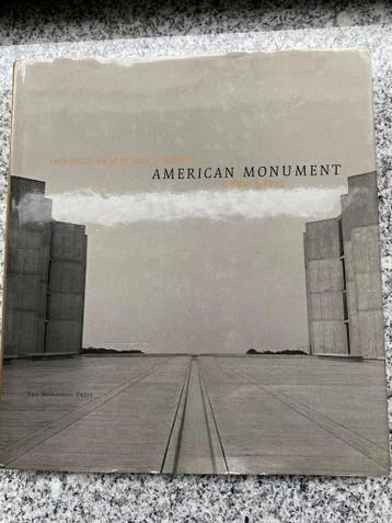 American monument (Lynn Davis), Gelezen, Verzenden, Lynn Davis, Architectuur algemeen