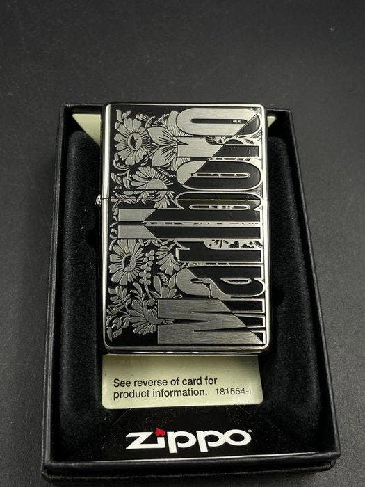 Zippo - Marlboro - Zonder minimumprijs - Aansteker - Staal, Verzamelen, Rookartikelen, Aanstekers en Luciferdoosjes