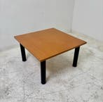 Coffeetable vierkant blad met zwart houten kolompoten, Vergader- of Presentatieruimte, Ophalen of Verzenden, Gebruikt, Tafel