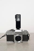 Exakta TL500 + flash Analoge camera, Nieuw
