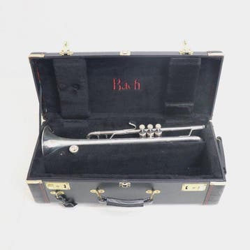 Vincent Bach Corporation - Stradivarius Model 37 - - Trompet, Nieuw