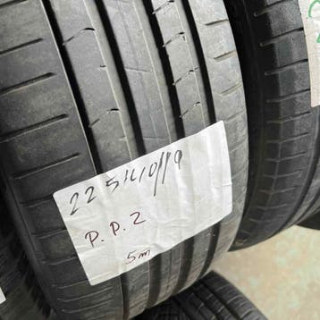2 x Pirelli 225-40-19 Zomerbanden 5mm, 19 inch, Gebruikt, Ophalen of Verzenden, Band(en)