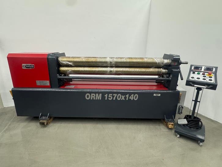 OSTAS plaatwals platenwals rollenwals 1570 x 4,5 mm, Zakelijke goederen, Machines en Bouw | Metaalbewerking