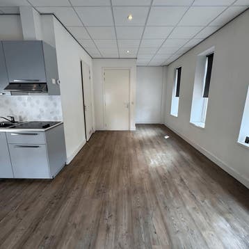 Studio in Rotterdam gevonden voor €635,- pm, Huizen en Kamers, Kamers te huur, 20 tot 35 m², Rotterdam