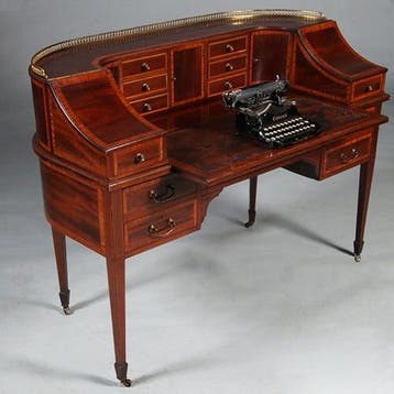 Carlton House desk Maple & Co in mahonie met bronzen railin, Ophalen of Verzenden