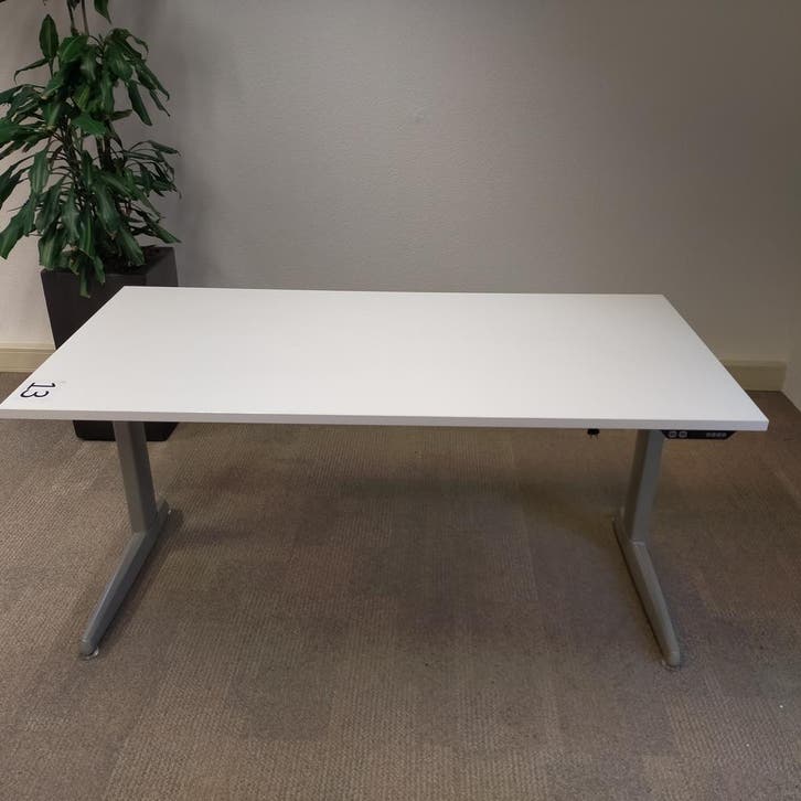Markant elektrisch zit-sta bureau | 2-motor - 160x80 cm, Huis en Inrichting, Bureaus, Ophalen of Verzenden