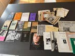 Gerard Reve - Lot met secundair werk, catalogi, curiosa en