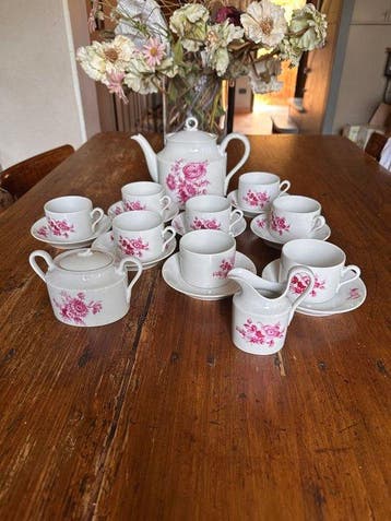 Richard Ginori - Koffie- en theeservies (19) - Keramiek -