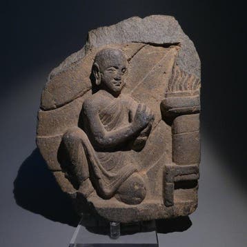 Gandhara Schist Relief van een boeddhistische monnik. 20,5