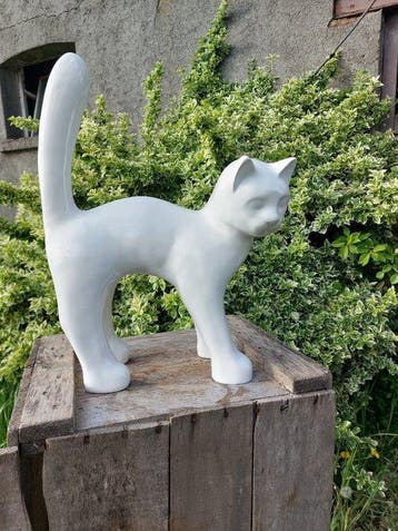 Beeld, Garden statue - Cat - Color white - 46 cm - polyresin