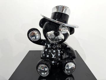 Van Apple - Bandit Bear LV