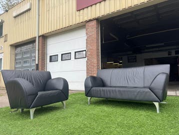 JORI JR-9700 Pacific zwart leren design bank met fauteuil, Huis en Inrichting, Banken | Bankstellen, Design, Rechte bank, Vierpersoons of meer